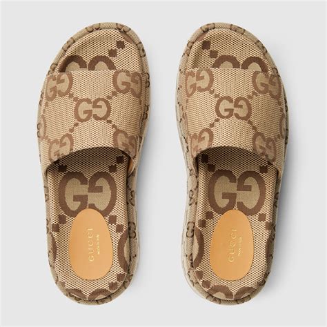 Gucci Mules à plateforme pour femme.